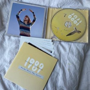 Taylor Swift 1989 Taylor’s version -yellow boulevard with Polaroids